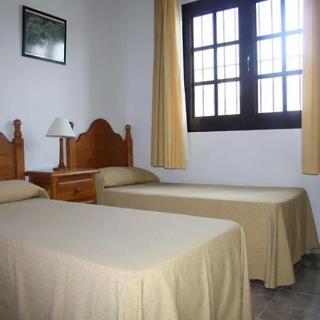 Playa Honda Sleeps 4 Pool Wifi Villa *