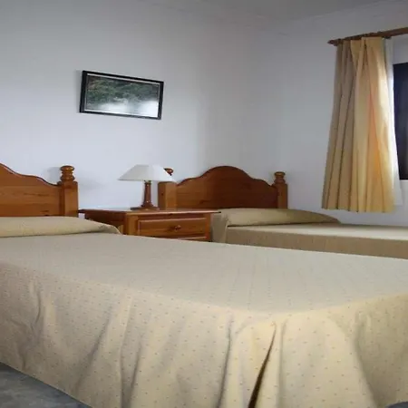 Playa Honda Sleeps 4 Pool Wifi * Playa Honda (Lanzarote)