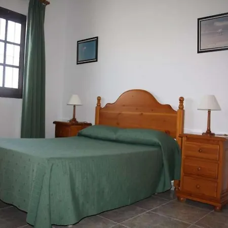 Villa Playa Honda Sleeps 4 Pool Wifi *
