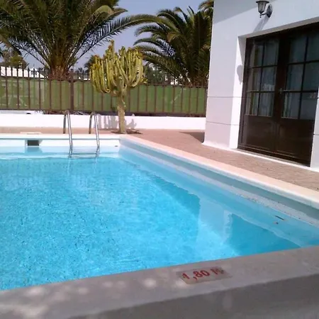 Villa Playa Honda Sleeps 4 Pool Wifi Playa Honda (Lanzarote)